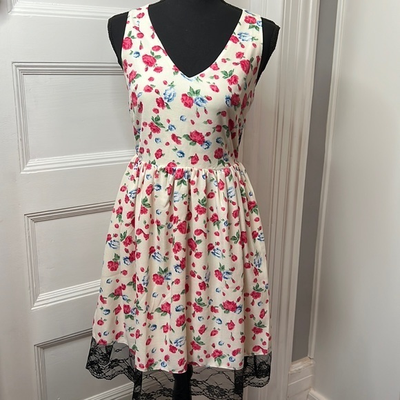 Ya Los Angeles Dresses & Skirts - YA LOS ANGELES WOMENS DRESS SIZE S NEW WITH‎ TAG